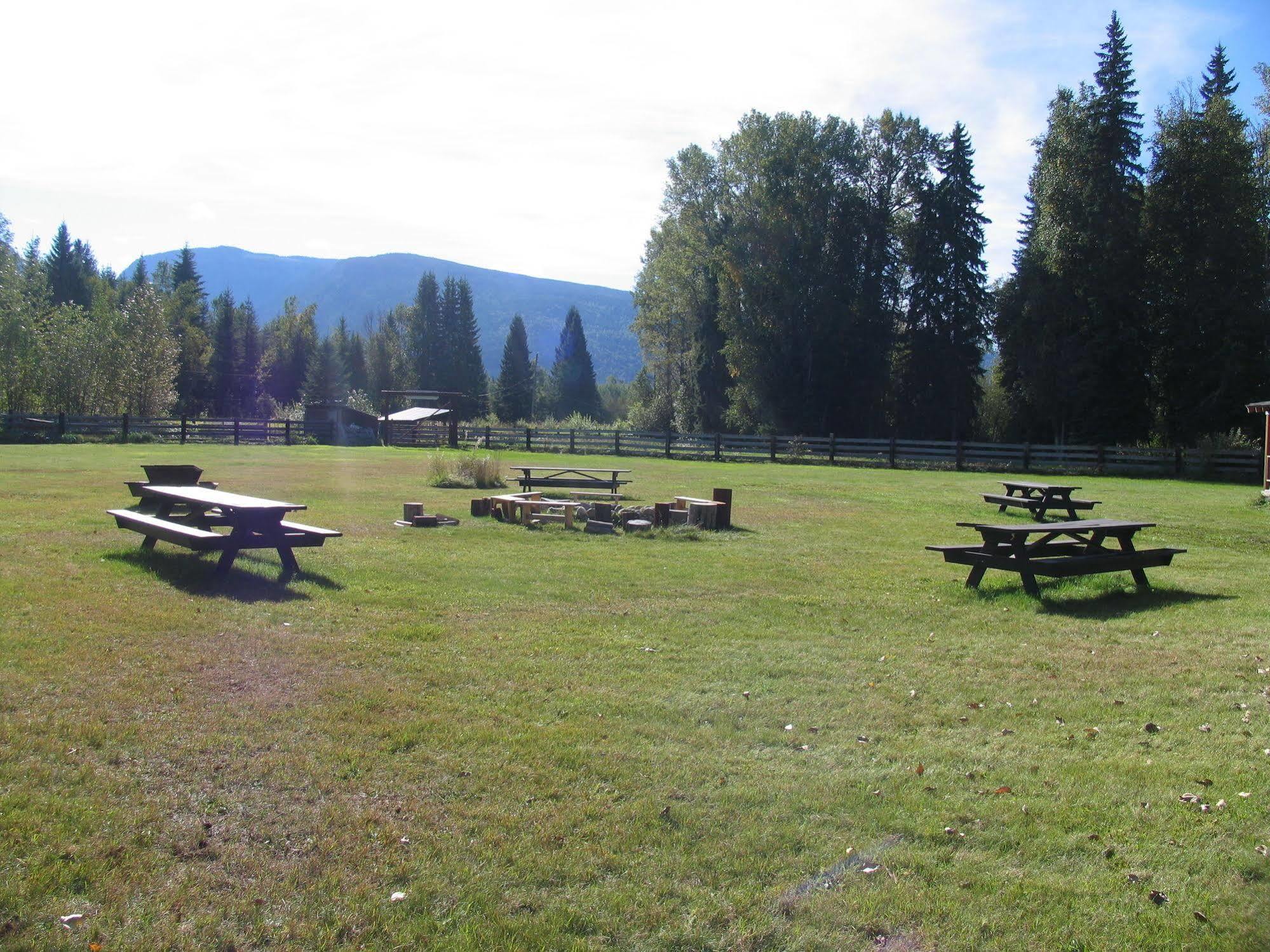 فندق كليرووترفي  Wells Gray Guest Ranch المظهر الخارجي الصورة